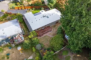9626 Laurel Ln, Edmonds, WA 98020 - Photo 33