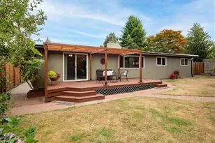 9626 Laurel Ln, Edmonds, WA 98020 - Photo 25