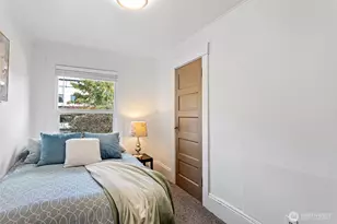 2307 E Columbia St, Seattle, WA 98122 - Photo 9
