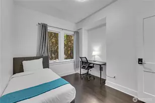 250 NE 50th St, Seattle, WA 98105 - Photo 11