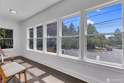 250 NE 50th Street, Seattle, WA 98105 - Photo 9