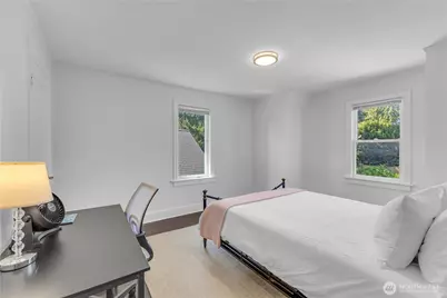 250 NE 50th Street, Seattle, WA 98105 - Photo 27