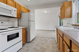 1201 126th St Ct E, Tacoma, WA 98445 - Photo 7