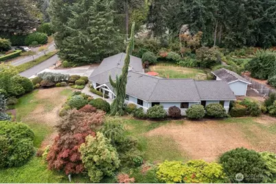 701 175th Street SW, Bothell, WA 98012 - Photo 35