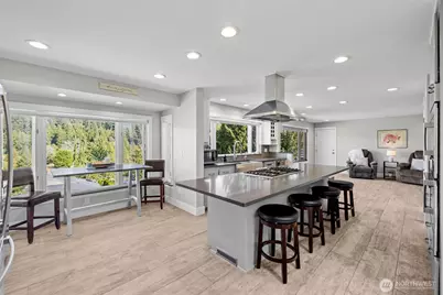 16231 Valhalla Drive, Bothell, WA 98011 - Photo 13