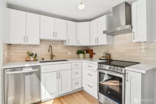 3243 22nd Ave W, Seattle, WA 98199 - Photo 9