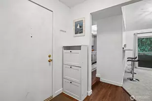 14401 SE Petrovitsky Rd, Renton, WA 98058 - Photo 3