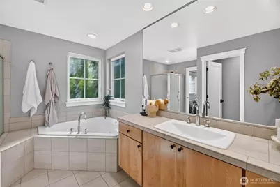 4500 SW Hemlock Way, Seattle, WA 98136 - Photo 19