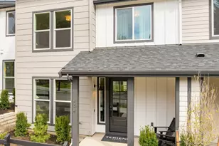 434 222nd Pl SE, Sammamish, WA 98074 - Photo 1