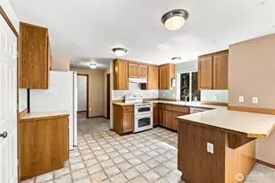 25517 35th Ave E, Spanaway, WA 98387 - Photo 7