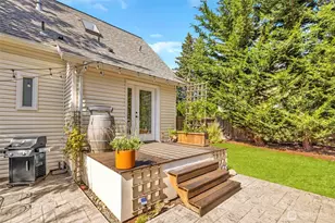 14332 Phinney Ave N, Seattle, WA 98133 - Photo 25