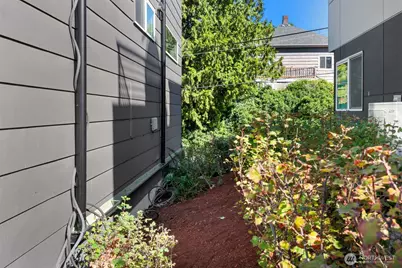 2909 S Dearborn, Seattle, WA 98144 - Photo 25