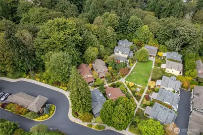 13308 NE 111th Court #2, Redmond, WA 98052 - Photo 37