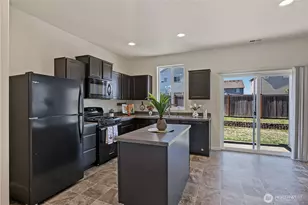 19206 18th Ave Ct E, Spanaway, WA 98387 - Photo 5