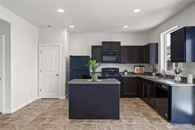 19206 18th Ave Court E, Spanaway, WA 98387 - Photo 7