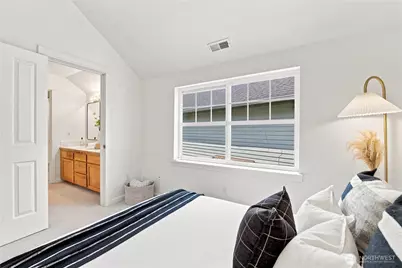 6513 24th Avenue NE #A, Seattle, WA 98115 - Photo 19