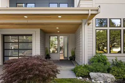 2131 104th Place SE, Bellevue, WA 98004 - Photo 3