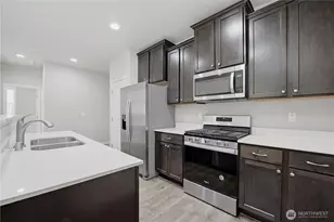 3227 Scotland Alley, Mount Vernon, WA 98273 - Photo 7
