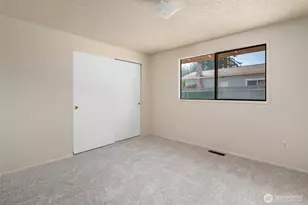 281 NW Fairhaven Dr, Oak Harbor, WA 92877 - Photo 15