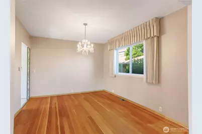 1921 41st Avenue SW, Seattle, WA 98116 - Photo 15