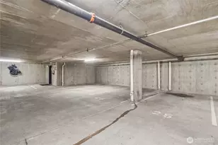 303 E Pike St, Seattle, WA 98122 - Photo 23