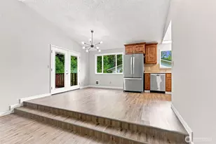 325 Rollingwood Dr, Kelso, WA 98626 - Photo 9