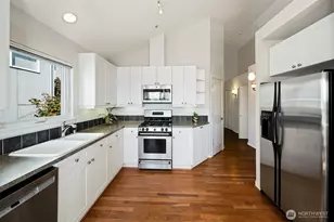 5953 California Ave SW, Seattle, WA 98136 - Photo 13