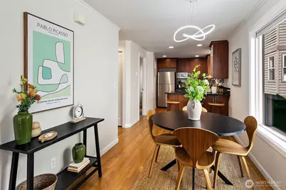 1512 Taylor Avenue N #C, Seattle, WA 98109 - Photo 3