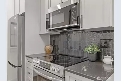 2817 25th Street #B, Everett, WA 98201 - Photo 11