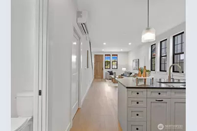 2817 25th Street #B, Everett, WA 98201 - Photo 13