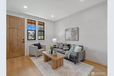 2817 25th Street #B, Everett, WA 98201 - Photo 5