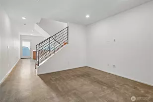 2207 15th Ave S, Seattle, WA 98144 - Photo 3