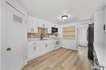 3316 E College Way, Mount Vernon, WA 98273 - Photo 11