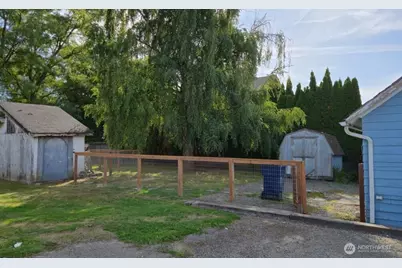 3316 E College Way, Mount Vernon, WA 98273 - Photo 35