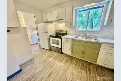 3316 E College Way, Mount Vernon, WA 98273 - Photo 25