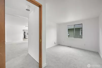 3316 E College Way, Mount Vernon, WA 98273 - Photo 9
