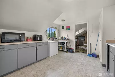 3316 E College Way, Mount Vernon, WA 98273 - Photo 19