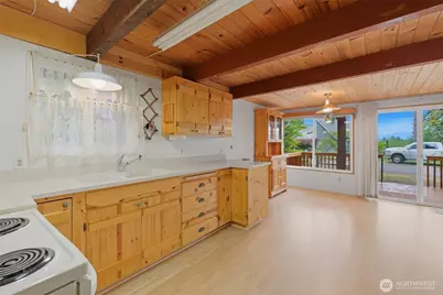 720 E Creekside Drive, Belfair, WA 98528 - Photo 17
