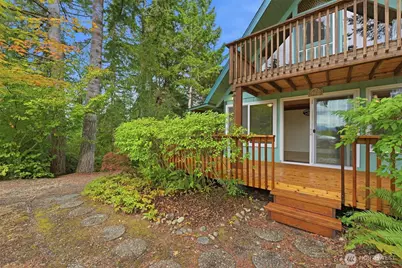 720 E Creekside Drive, Belfair, WA 98528 - Photo 7