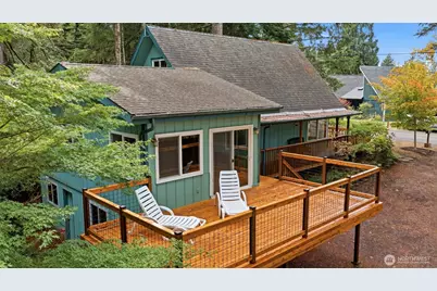 720 E Creekside Drive, Belfair, WA 98528 - Photo 3
