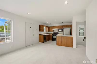 8914 30th Avenue NW, Seattle, WA 98117 - Photo 7