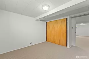 7412 S 8th St, Tacoma, WA 98465 - Photo 31