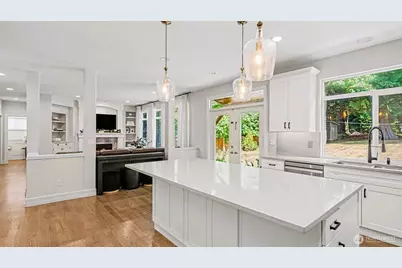 6915 205th Street SE, Snohomish, WA 98296 - Photo 13
