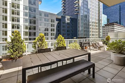 583 Battery Street #702N, Seattle, WA 98121 - Photo 13