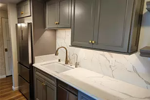 919 2nd Ave W, Seattle, WA 98119 - Photo 7