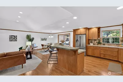 16702 143rd Avenue SE, Renton, WA 98058 - Photo 3
