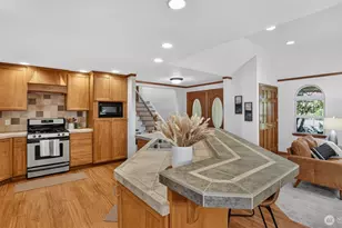 16702 143rd Ave SE, Renton, WA 98058 - Photo 5