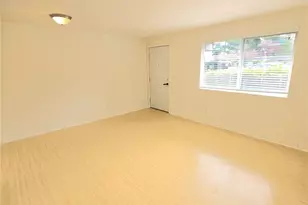 9811 Whitman Ave SW, Lakewood, WA 98499 - Photo 3