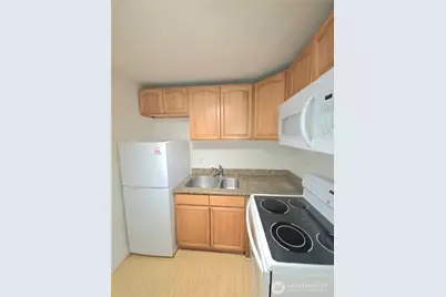 9811 Whitman Avenue SW #2, Lakewood, WA 98499 - Photo 7