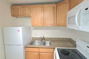 9811 Whitman Ave SW, Lakewood, WA 98499 - Photo 7